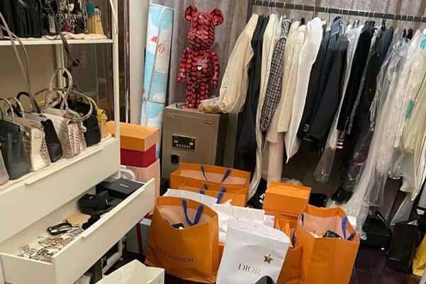 富顺县回收一线品牌衣服